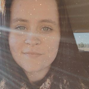 Meet your Posher, Allisom